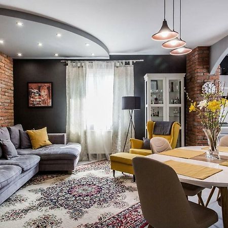 Luca Holiday House Budaors Luaran gambar