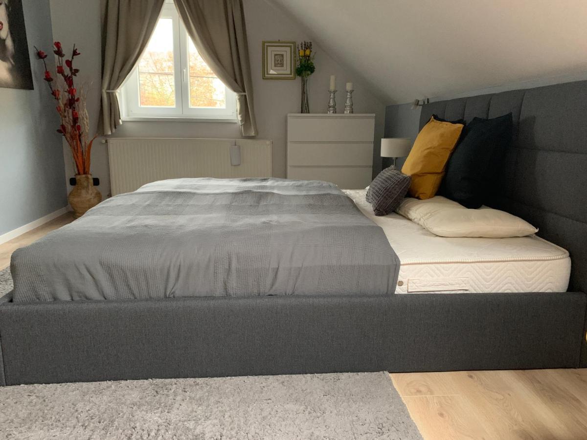 Luca Holiday House Budaors Luaran gambar
