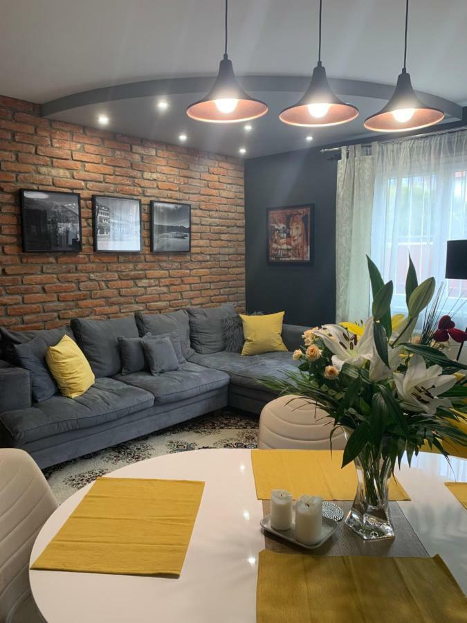 Luca Holiday House Budaors Luaran gambar