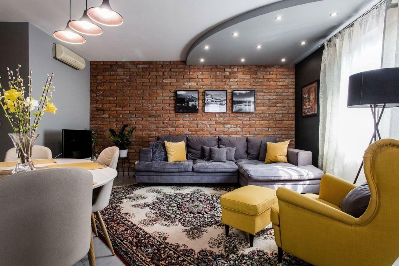Luca Holiday House Budaors Luaran gambar